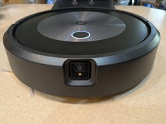Roomba J7+ (Plus) Self-Emptying Robot Vacuum +Clean Base