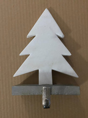 LOT OF 4 CHRISTMAS TREE SHAPED WOOD & MARBLE STOCKING HOLDERS 10.25″ TALL