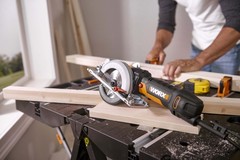 WX439L Worx WORXSAW 4-1/2″ 4.5 AMP Corded Compact Circular Saw