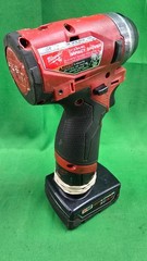 Milwauke 2553-20 M12 FUEL 1/4 in Hex Impact Driver w/Battery TESTED (E8)