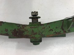 JOHN DEERE 1964 110 FRONT AXLE AM30370 AM30010 AM30011