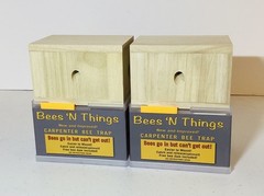 New Bees ‘N Things Outdoor Carpenter Bee Traps – Lot of 2