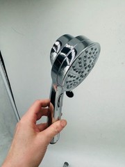 MOEN Attract Magnetix 6-Spray 6.75 in. Dual Wall Mount Fixed and Handheld Shower
