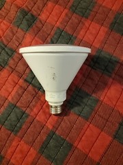 Par 38 Red Flood Light 120 Volts 13 W 60 Hz 120 mA