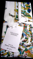 WILLIAMS SONOMA PAPILLON BUTTERFLY NAPKINS SET OF FOUR 85 COTTON 15 LINEN NWTAGS