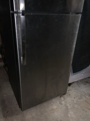 64 3/4″ GE GTS16GSHJRSS, 15.5-Cu. Ft. Top-Freezer Refrigerator Silver