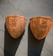 Vtg A-Bruzzovas # 58033 Italy Handmade terracotta wall-mounted pocket planter