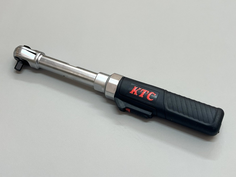 KTC Kyoto Machine Tool JTRE330L 9.5sq Cordless Ratchet Wrench Set New Japan