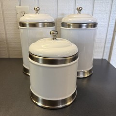 Williams Sonoma White Stoneware Canisters Set of Three: 2 Tall 1 Short NICE