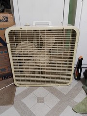 Box Fan Vintage Lakewood 20″ MCM Kmart Metal 3rd Gen Plastic D Blade 3 Speed