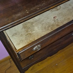 Antique Dark Wood 3-Drawer Freestanding Bedroom Dresser with Mirror, Brown Wood