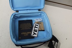 Yeti Daytrip 3L Lunch Box Pace Purple Blue GS3130-1