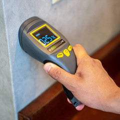 LCD Moisture Meter #MM8 – Leak and Humidity Detector – Pinless and Non-Invasive