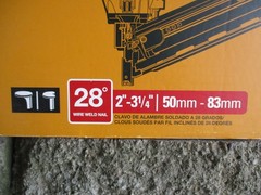 BOSTITCH BTF83WW 3.25″ 28-Degree Pneumatic Top Load Wire Weld Framing Nailer