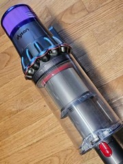 Dyson SV28 V11 Extra Cordless Stick Vacuum – For Parts, Not Working READ AD
