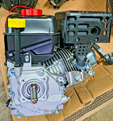 HUSQVARNA 11.5 GT 369cc 3/4″ HZ SHAFT ELEC STRT ENGINE SNOW BLOWER GOKART TILLER