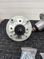 3 Pk Bosflag AM136733 AM143469 AM134292 AM137483 Spindle Assembly for John Deere