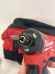 MILWAUKEE TOOLS 3453-20 WITH ACCESSORIES (P17031405)