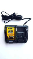 Dewalt RAPID DCB115 12-20V MAX FAST Battery Charger, Fr Drill 20 volt