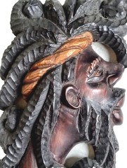 Bob Marley Hand Carved Wood Mask 12.5″ Folk Art Reggae Rastafarian Decor