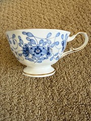 Set of 2 NARUMI Japan Milano Tea Cup & Saucer Sets/Bone China – ships from USA