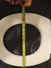 Porcher 71320-00.071 Round Front Slow Close Toilet Seat PLASTIC – BISCUIT COLOR