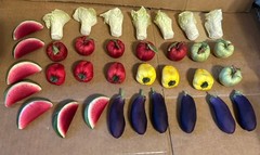 Lot Of 34 Handmade Fabric Fruit & Vegetables Display Decor