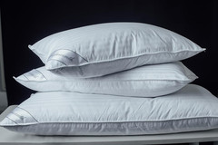 Goose down Feather Soft Pillows One Pillow 100% Cotton Supportive Bed Pillow Str