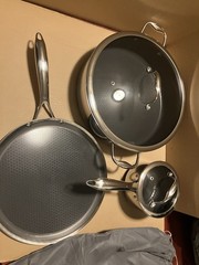 HexClad Hybrid Nonstick Cookware 5 pc Set with Lids Chicken Fryer, Griddle, Pot