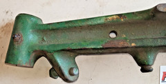 John Deere 110 112 Hydraulic lift 10hp tecumseh front axle # AM30370