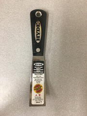 Hyde Black/Silver 1 1/4″ W X 7 5/8″ L High-Carbon Steel Bent Stiff Putty Knife
