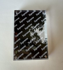 Supreme – Acrylic Photo Frame Set of 2 – SS19 – Used both Great Condition