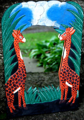 Vtg Hand Carved Painted WOOD MIRROR Jungle Giraffes 18.5″ Orange Green Blk BALI