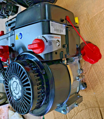 HUSQVARNA 11.5 GT 369cc 3/4″ HZ SHAFT ELEC STRT ENGINE SNOW BLOWER GOKART TILLER