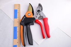 Felco 15  High Performance Pruning Shears Swiss Made Hand Pruner + Fiskars P552