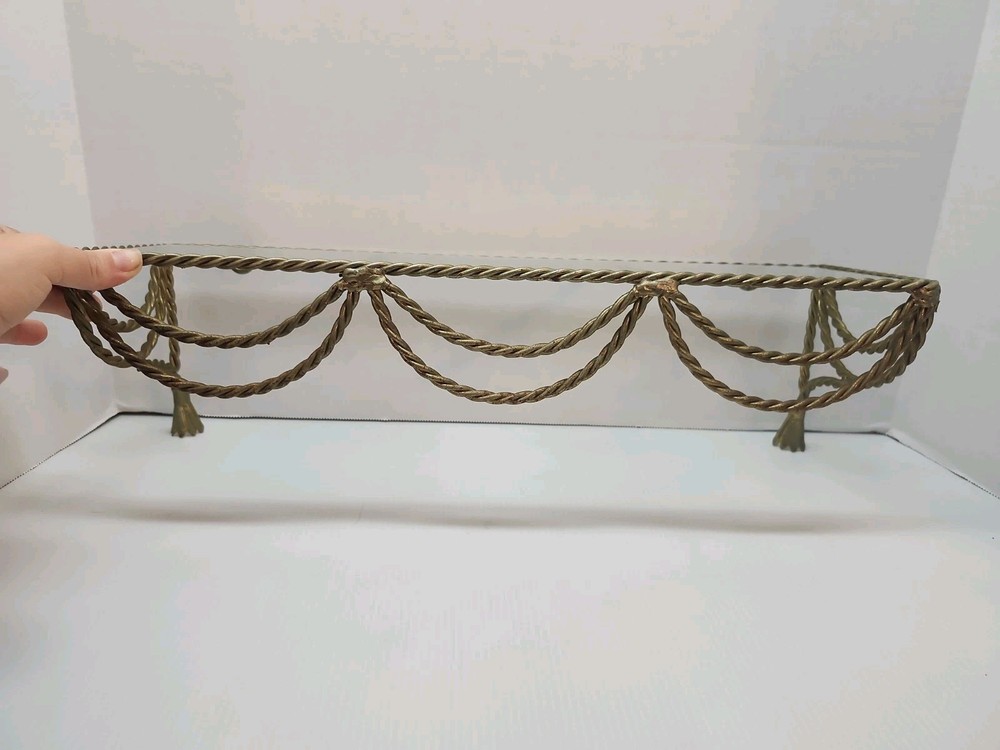 VINTAGE 18.5” HOLLYWOOD REGENCY BRASS WIRE ROPE GOLD METAL SHELF WITH GLASS