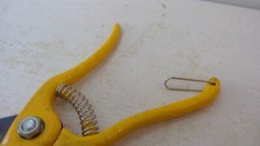 Vintage Hand Pruner Pruning Garden Shears 8” Steel Parrot Beak Yellow