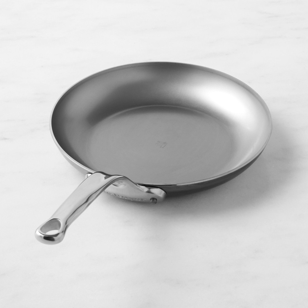 New with tags de Buyer Mineral B Pro Carbon Steel Omelette Pan, 9.5″