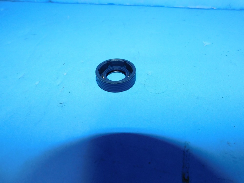 OEM STIHL Oil Seal 12x22x7 Fits FC/FS/HL/HT/KM OEM 9639-003-1231 — BOX 997 K