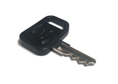 John Deere Original Equipment Key – AM131841