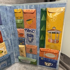 Gilmore Girls Official Advent Calendar 25 Days of Surprises 14” New