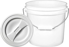2 Gallon White Food Grade Bucket Pail with Screw on Lid (Pack of 2)