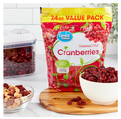 Great Value Sweetened Dried Cranberries 24 oz