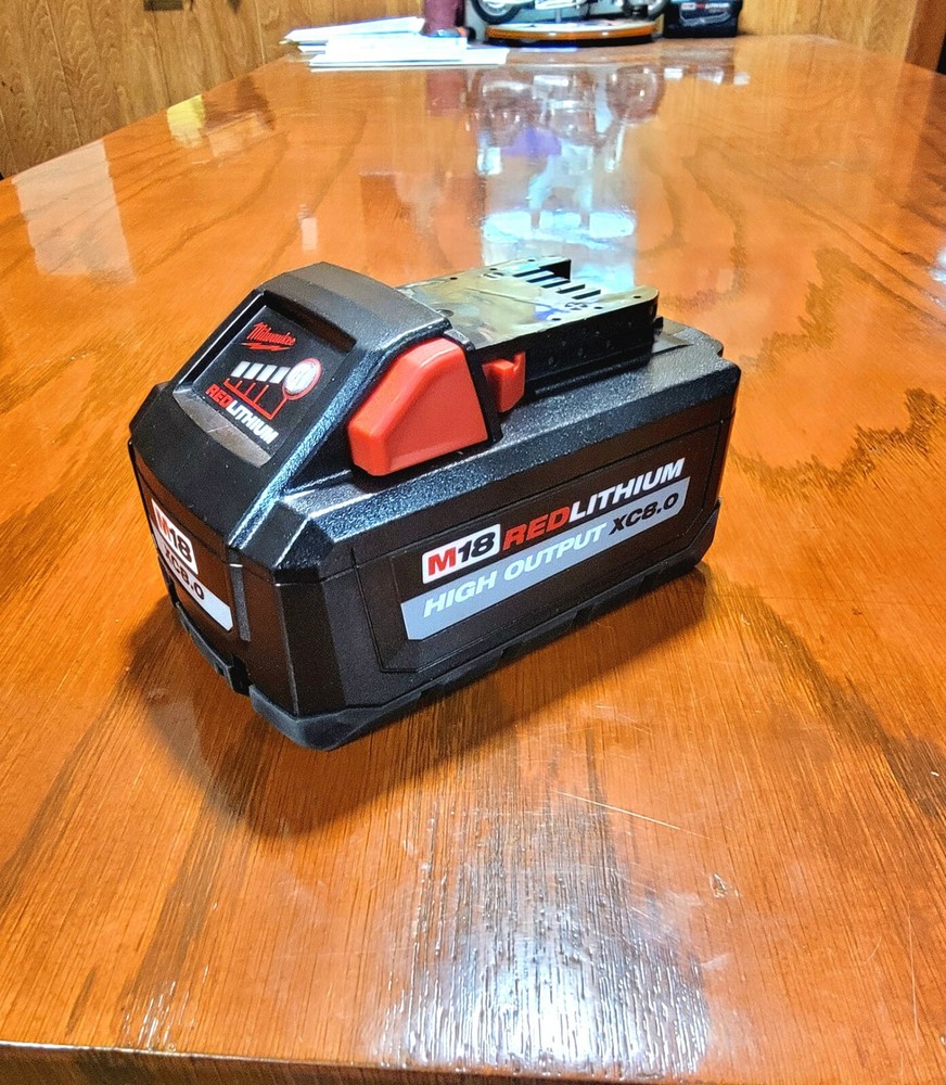 100% Guaranteed-GENUINE MILWAUKEE 8.0 HIGH OUTPUT M18 RED Battery 48-11-1890