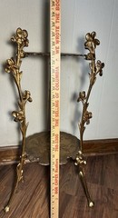 Antique SOLID BRASS 2 Tier Curio Stand, Accent Table, Plant Stand w 3FLOWER LEGS