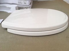 Porcher 71920-00.071 Luxury ROUND FRONT Slow Close Toilet Seat, Biscuit