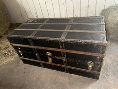 Antique C.A. Taylor Trunk Works Wardrobe Steamer Trunk – Chicago/NY