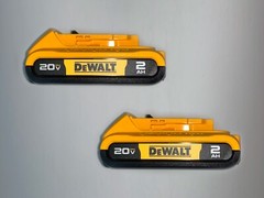 2 New Dewalt DCB203 20V Max Batteries 2.0Ah Lithium Ion Li-Ion 20 Volt DCB203-2