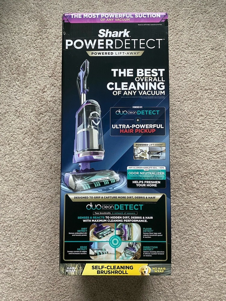 Shark – PowerDetect Upright Vacuum with DuoClean Detect Technology – AZ4002