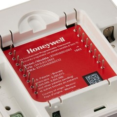 White Touchscreen Heating/Cooling Controller